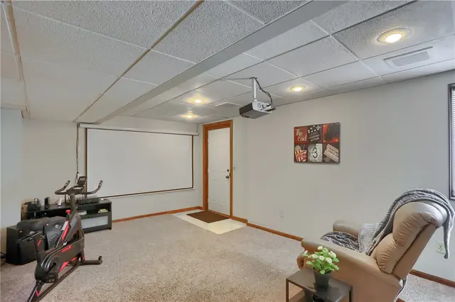 5124 Bronwyn Ct gallery image 36