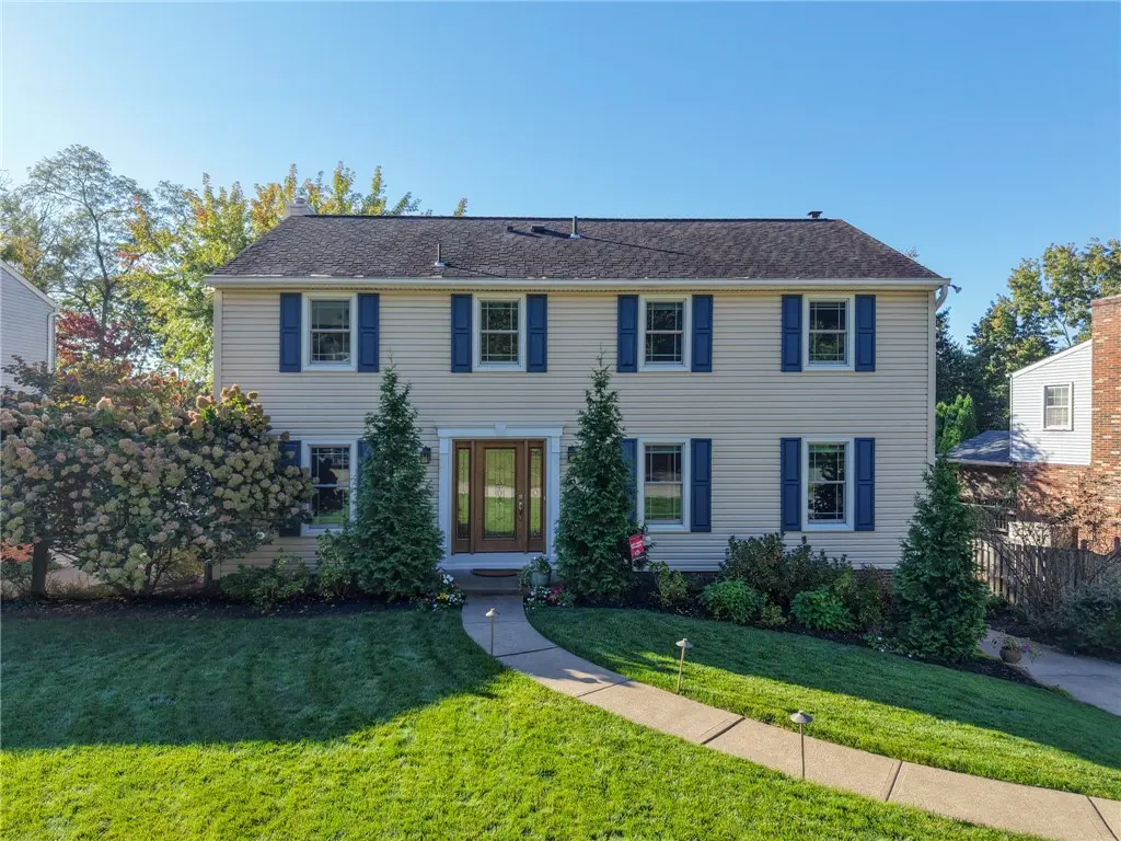 5124 MEADOWRIDGE LANE