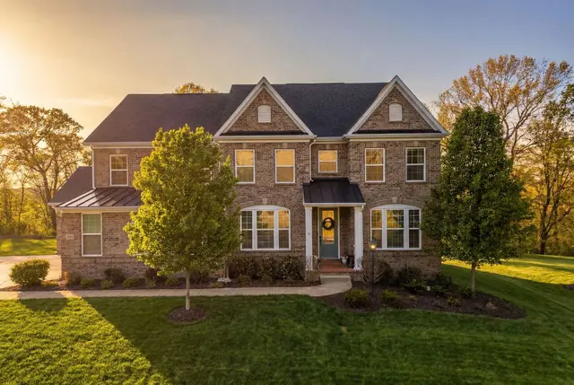5127 Hampton Place DRIVE gallery image 2