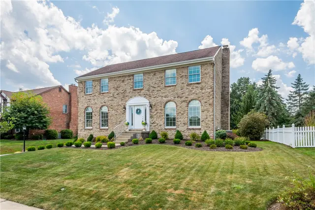 5128 Karrington Dr. gallery image 2