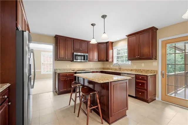 5128 Karrington Dr. gallery image 8