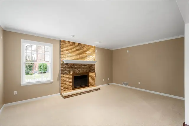 5128 Karrington Dr. gallery image 9