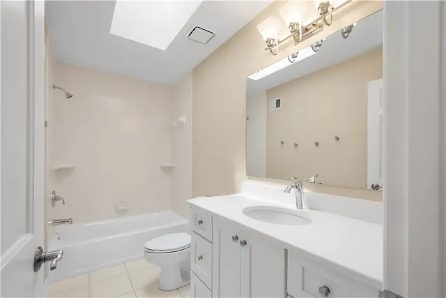 5128 Karrington Dr. gallery image 14