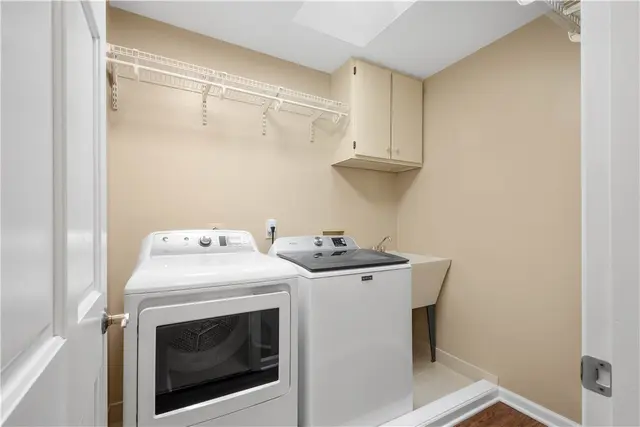 5128 Karrington Dr. gallery image 20
