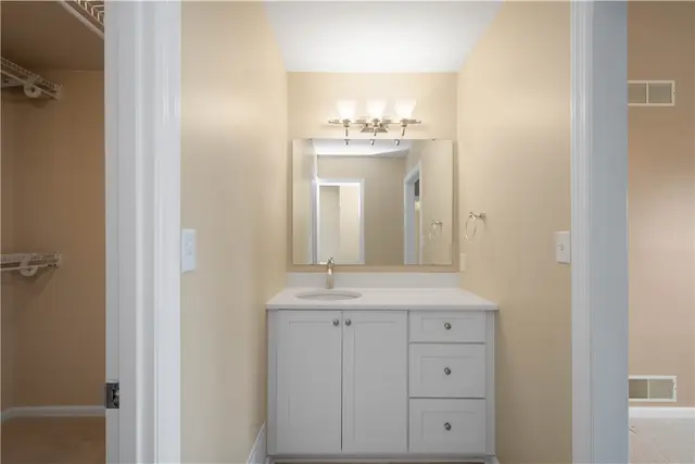 5128 Karrington Dr. gallery image 21