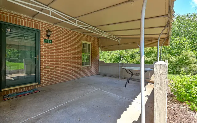 5128 Polo Fields DRIVE gallery image 5