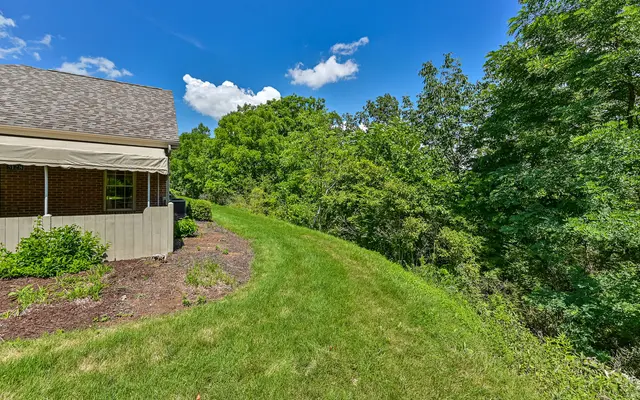 5128 Polo Fields DRIVE gallery image 14