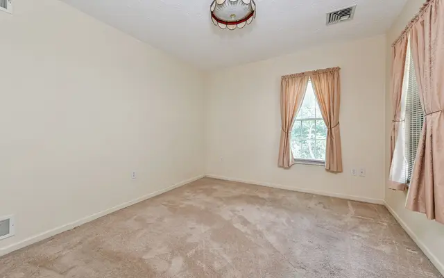 5128 Polo Fields DRIVE gallery image 15