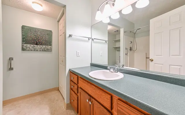 5128 Polo Fields DRIVE gallery image 17