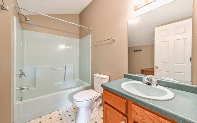 5128 Polo Fields DRIVE gallery image 18