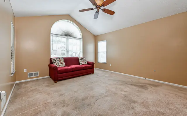 5128 Polo Fields DRIVE gallery image 22