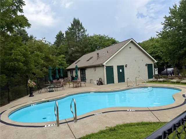 5128 Polo Fields DRIVE gallery image 24