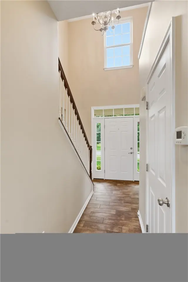 513 Madison Dr gallery image 4