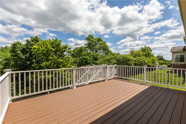 513 Madison Dr gallery image 8