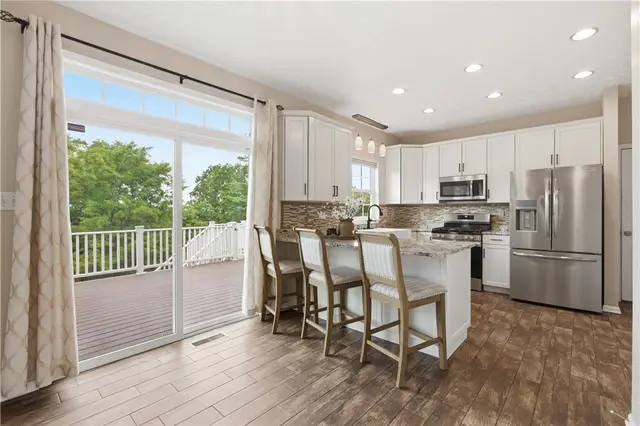 513 Madison Dr gallery image 12