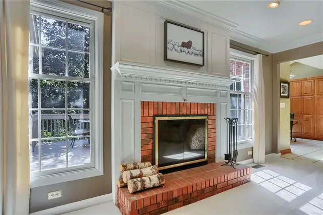 514 Colony Ct gallery image 38