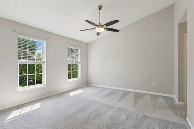 514 Luke Ct gallery image 13