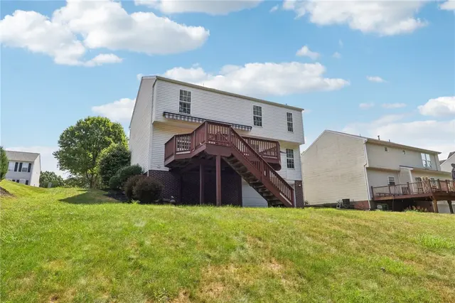 514 Luke Ct gallery image 15