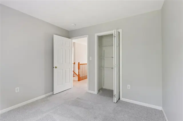514 Luke Ct gallery image 18