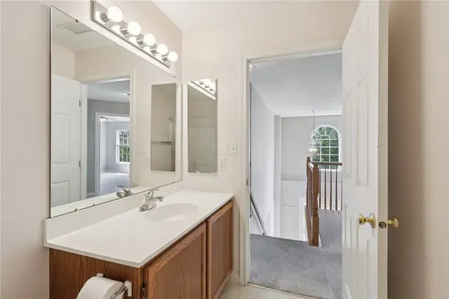 514 Luke Ct gallery image 29
