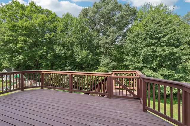 514 Luke Ct gallery image 34