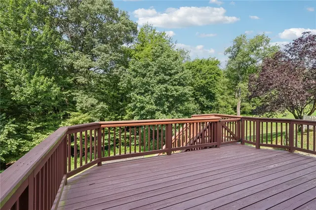 514 Luke Ct gallery image 35