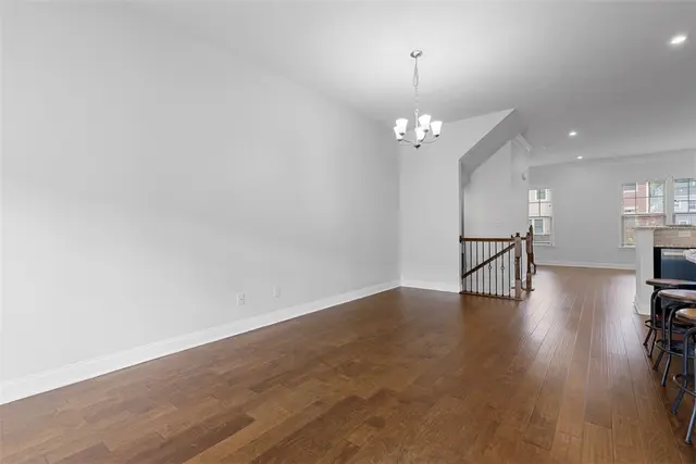 514 Tuscarora Rd gallery image 2