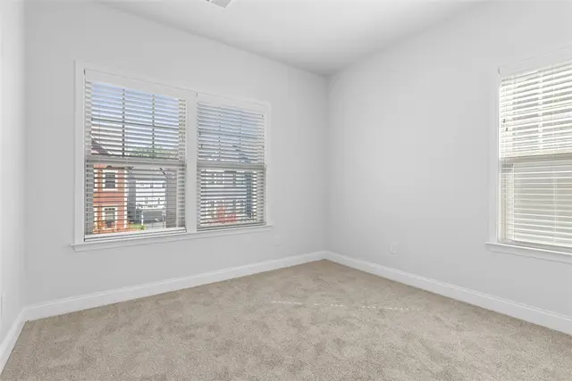 514 Tuscarora Rd gallery image 16