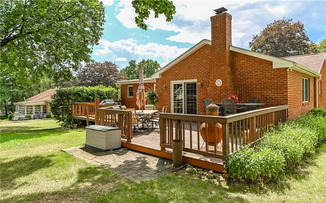 5144 Virginia Drive gallery image 9