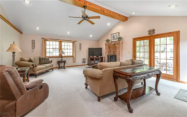 5144 Virginia Drive gallery image 11