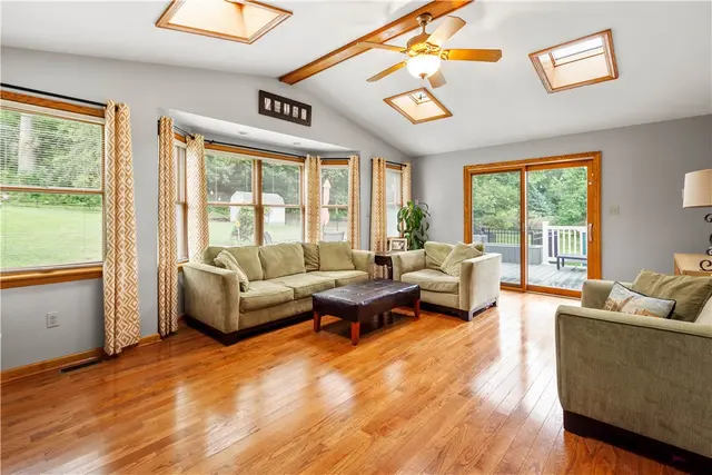 515 Demmler Drive gallery image 22