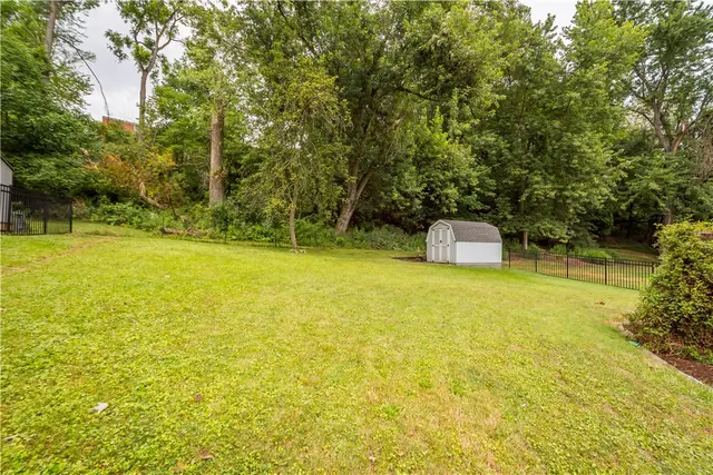 515 Demmler Drive gallery image 23