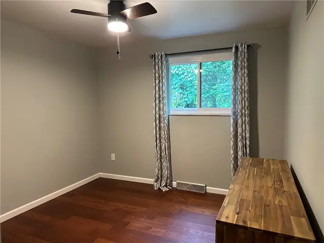 515 Kingsberry Ct 515 gallery image 29