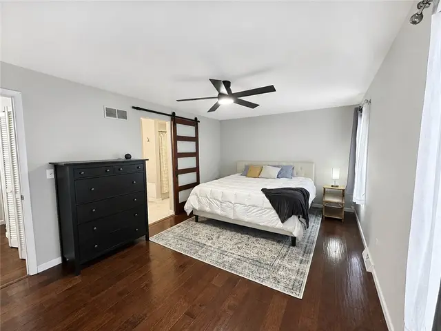 515 Kingsberry Ct 515 gallery image 34