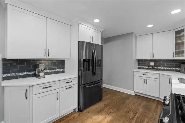 515 NEOLA DRIVE gallery image 19