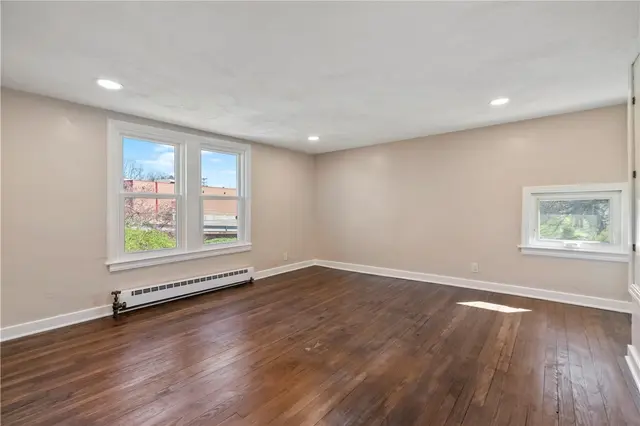 5154 N Pioneer Rd gallery image 25