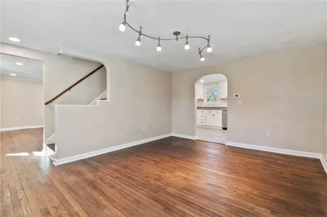 5154 N Pioneer Rd gallery image 26