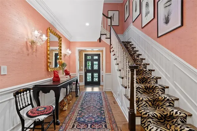 516 Irwin Dr gallery image 7