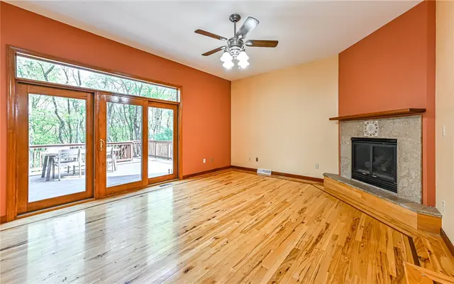 516 Lincoln Ave gallery image 3