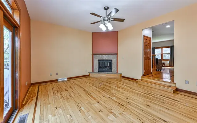 516 Lincoln Ave gallery image 15