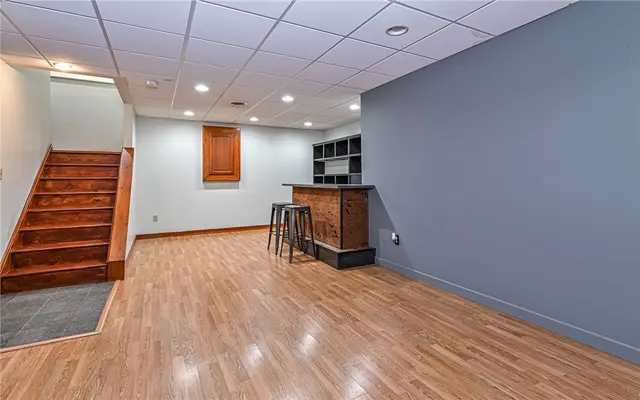 516 Lincoln Ave gallery image 29