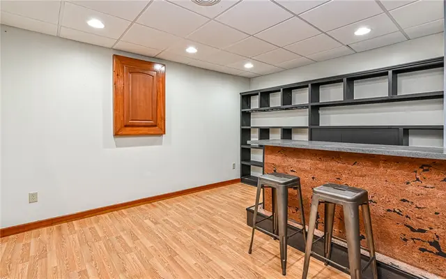 516 Lincoln Ave gallery image 36