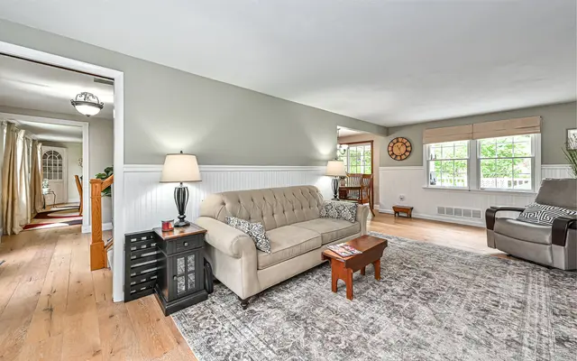 5160 S Carterton DRIVE gallery image 4