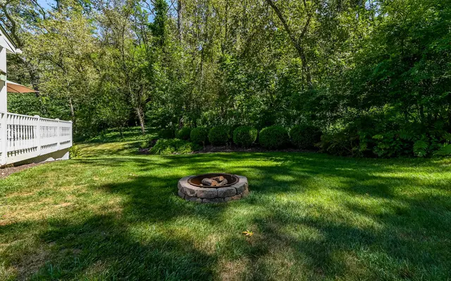 5160 S Carterton DRIVE gallery image 29