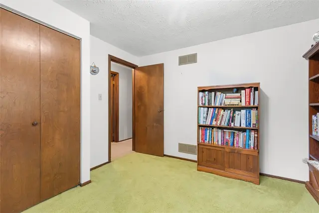 5168 Elm Drive gallery image 36