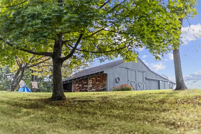 5168 Elm Drive gallery image 38