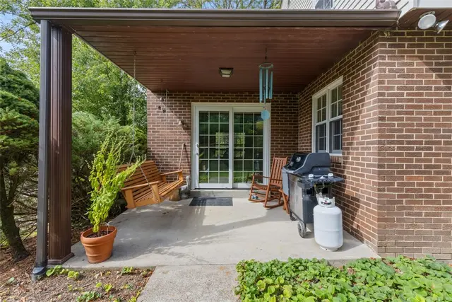5168 Elm Drive gallery image 40
