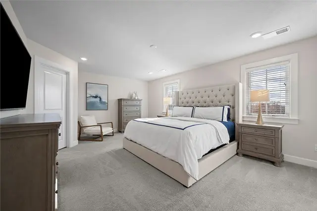 5169 Hampton Place Drive gallery image 34