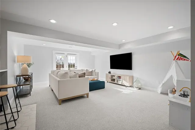 5169 Hampton Place Drive gallery image 9