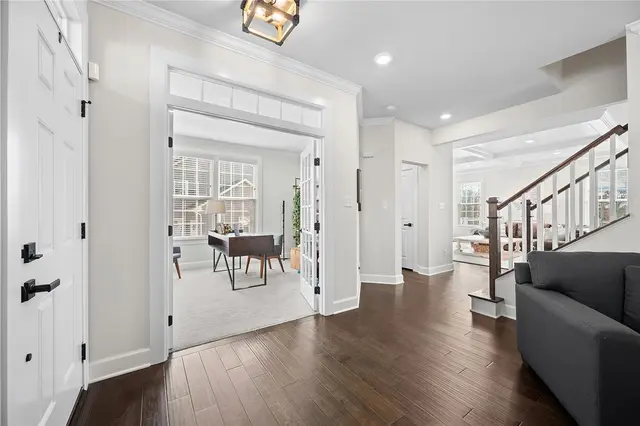 5169 Hampton Place Drive gallery image 11